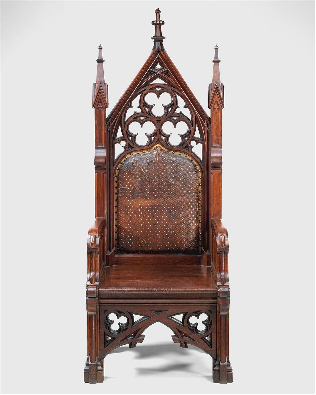 An armchair seen from the front